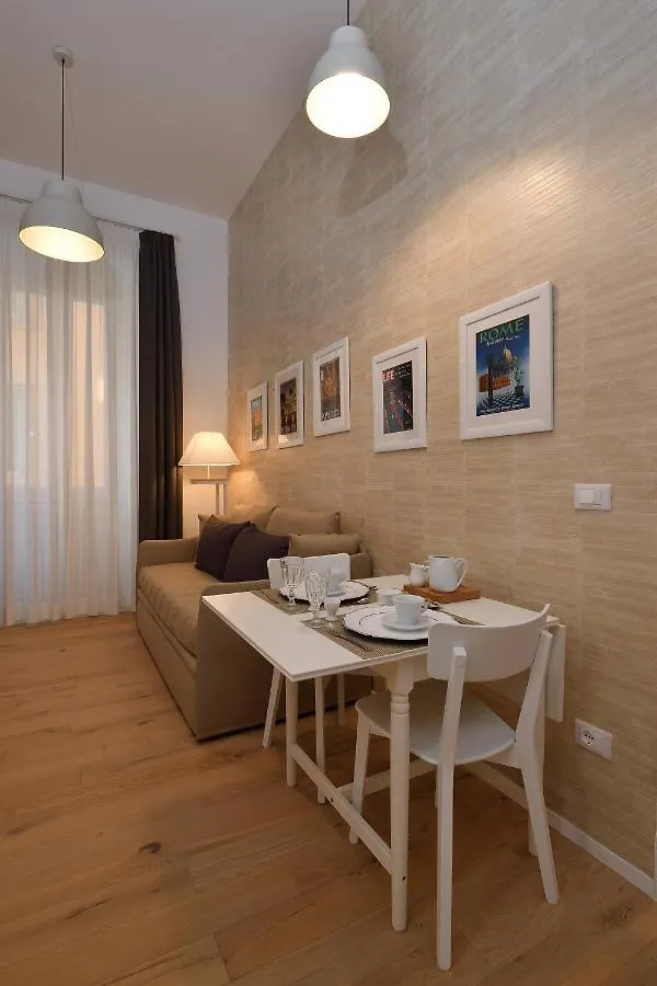 Suite 1A Rome 0*,  Italy